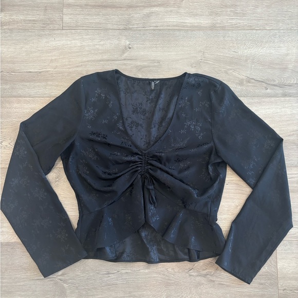 H&M Black Floral Blouse w Draw string - Picture 1 of 2